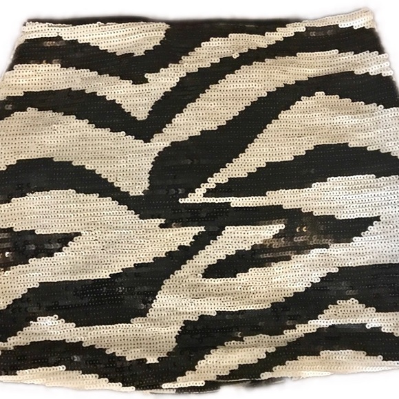 NWT* BEBE Sequin Skirt - Picture 2 of 7